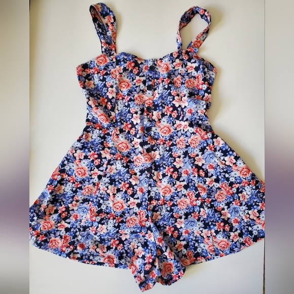 Forever 21 Floral Romper - Picture 1 of 6